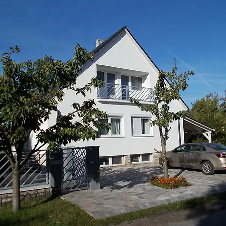 Apartmán Sub Rosa Two-bedroom Balatonfenyves