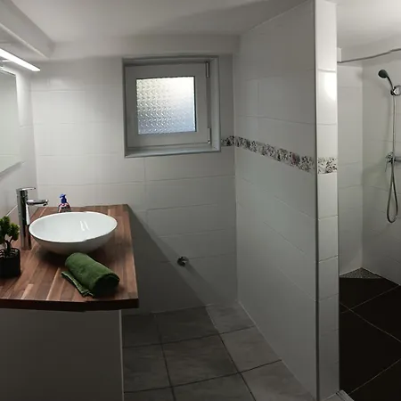 Sub Rosa Two-bedroom Apartman