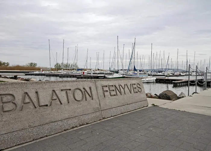 Sub Rosa Two-bedroom * 발라톤페니베스